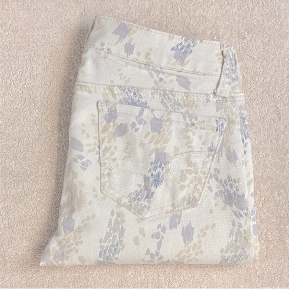 American Eagle Outfitters Denim - American Eagle Outfitters Animal Print Stretch Jeggings 0